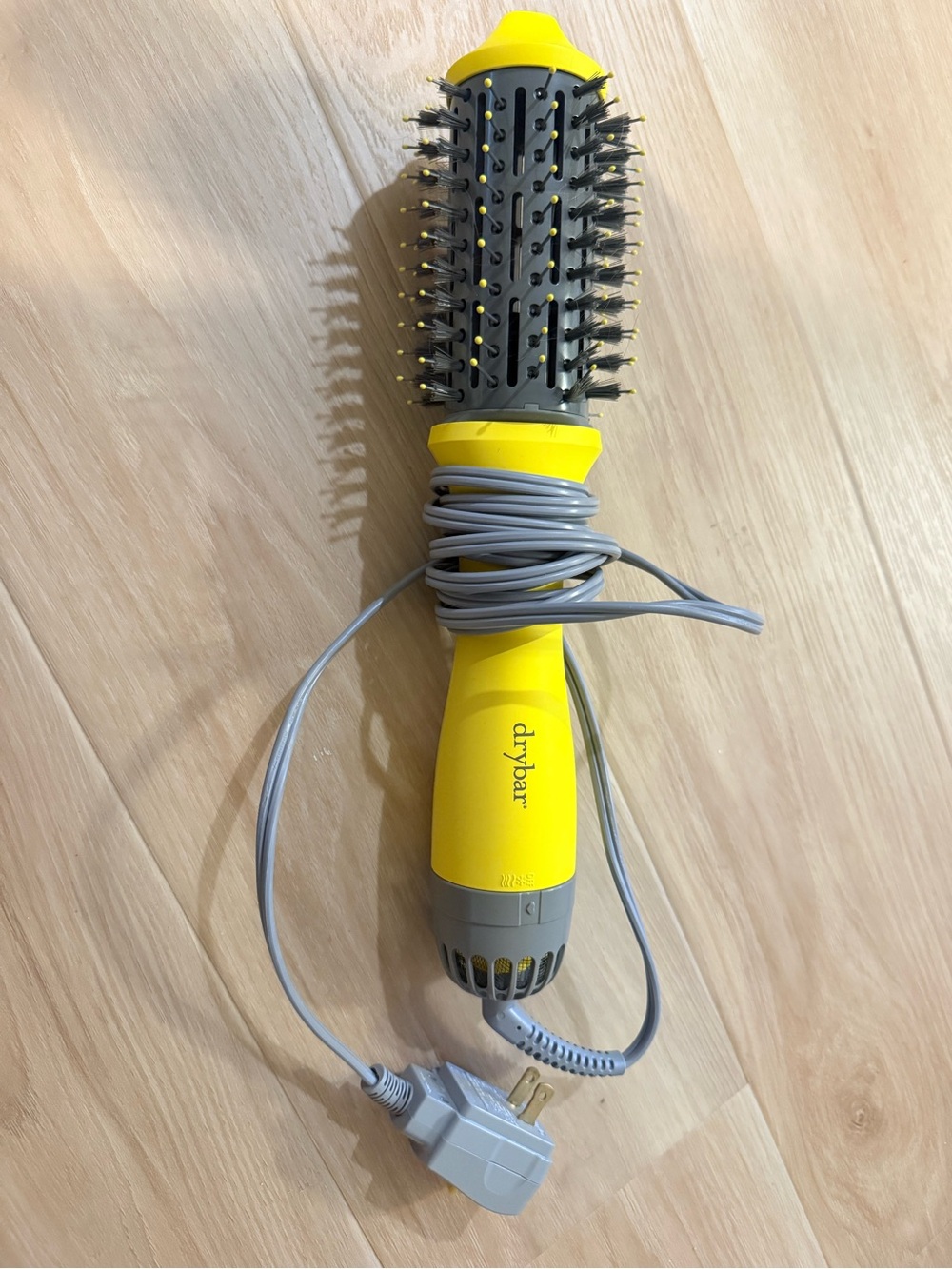 drybar Single Shot Round Volumizing Hot Brush -